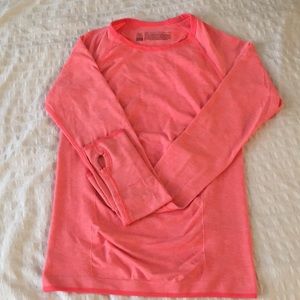 VS Sport runners long sleeve shirt